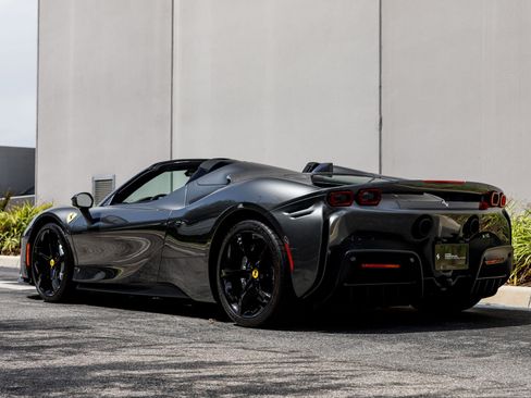 Used 2024 Ferrari SF90 Spider AWD/4WD image 40