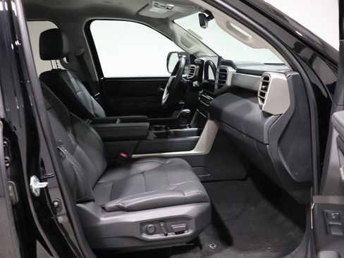 Used 2023 Toyota Tundra Limited image 21