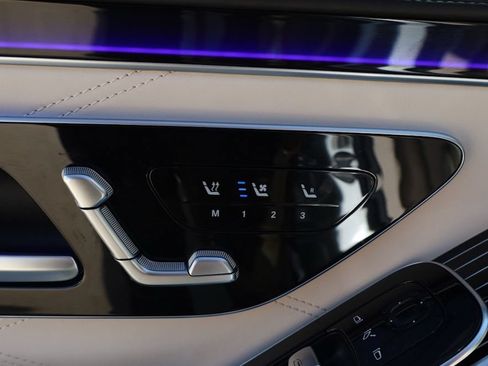 Certified 2024 Mercedes-Benz Maybach S 580 4MATIC image 28