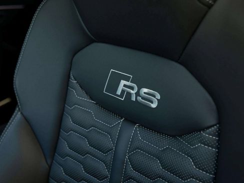 Used 2025 Audi RS Q8 performance image 23