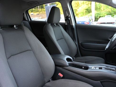 Used 2022 Honda HR-V EX image 17