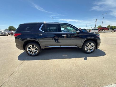 Used 2020 Chevrolet Traverse High Country AWD/4WD image 9