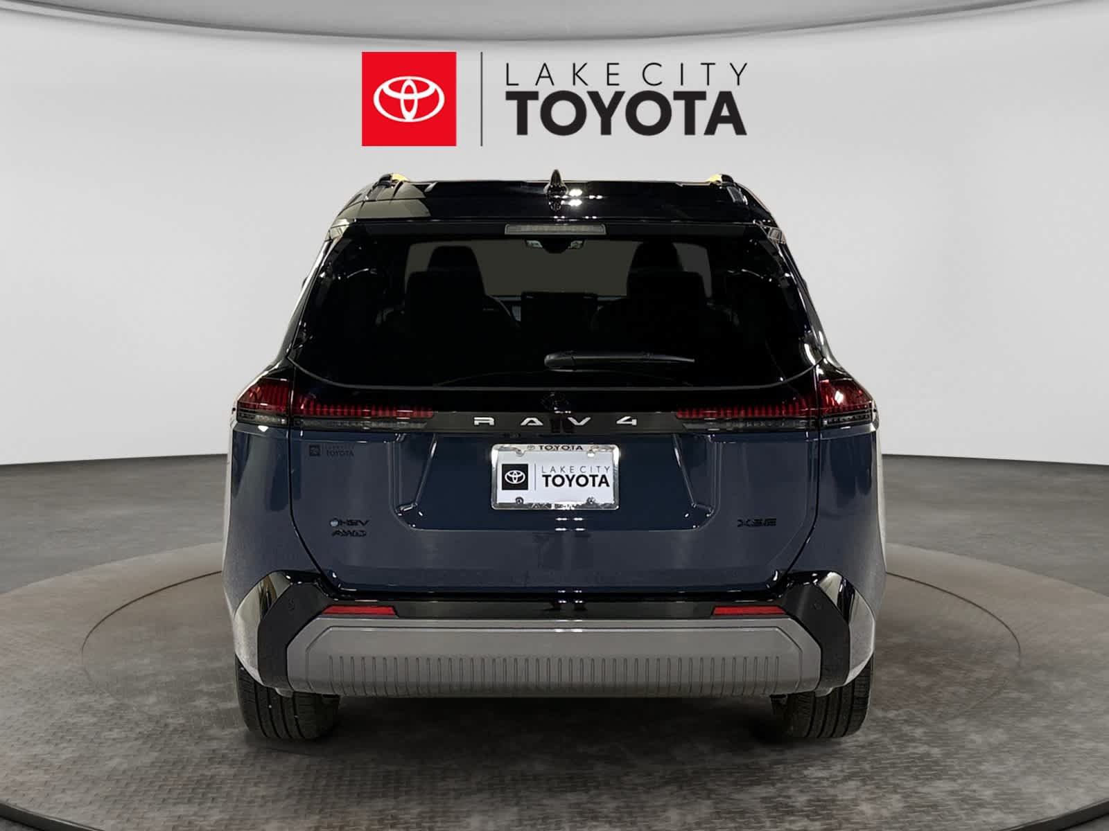 Used 2026 Toyota RAV4 XSE w/ Panoramic Sun Roof Package AWD/4WD image 7