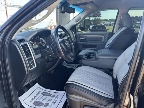 Used 2018 RAM 3500 SLT w/ Luxury Group AWD/4WD image 10