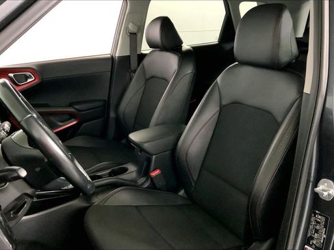 Certified 2023 Kia Soul GT-Line FWD image 22