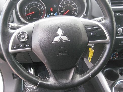Used 2014 Mitsubishi Outlander Sport ES image 11
