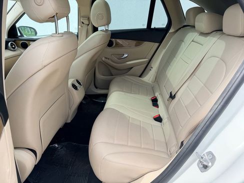 Used 2018 Mercedes-Benz GLC 300 image 13