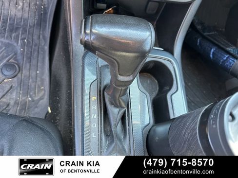 Used 2017 Chevrolet Colorado Z71 w/ Z71 Midnight Edition image 33