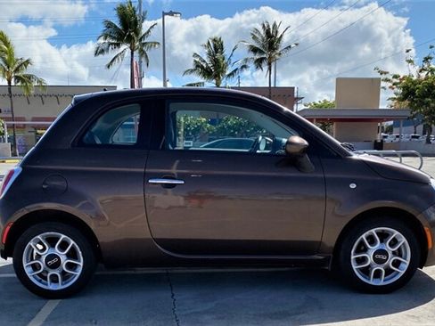Used 2015 FIAT 500 Pop FWD image 4