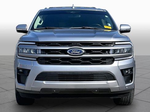 Used 2024 Ford Expedition XLT RWD image 4