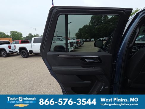New 2026 Chevrolet Tahoe Premier w/ Sun And Tow Package AWD/4WD image 27