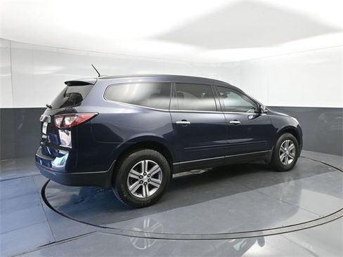 Used 2017 Chevrolet Traverse LT image 15