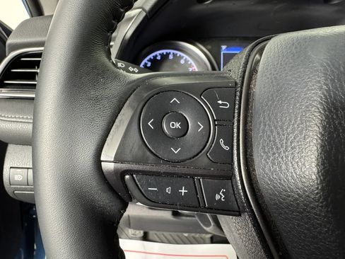 Used 2023 Toyota Camry SE FWD image 15