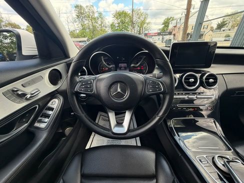 Used 2016 Mercedes-Benz C 300 4MATIC Sedan image 31