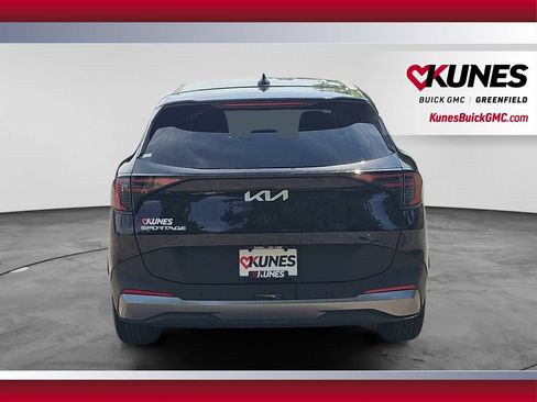 Used 2026 Kia Sportage LX FWD image 9
