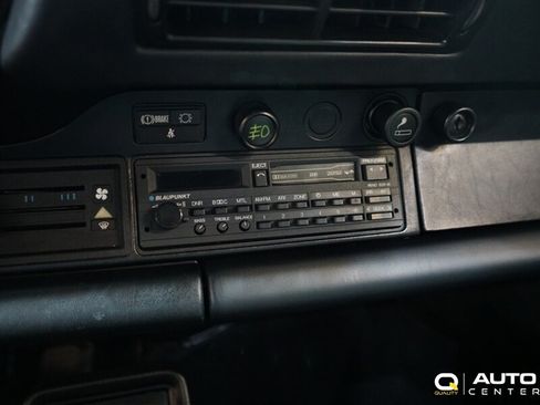 Used 1987 Porsche 911 Carrera RWD image 29