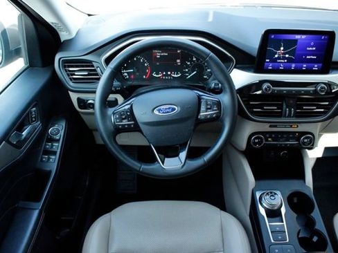 Used 2021 Ford Escape SEL AWD/4WD image 19