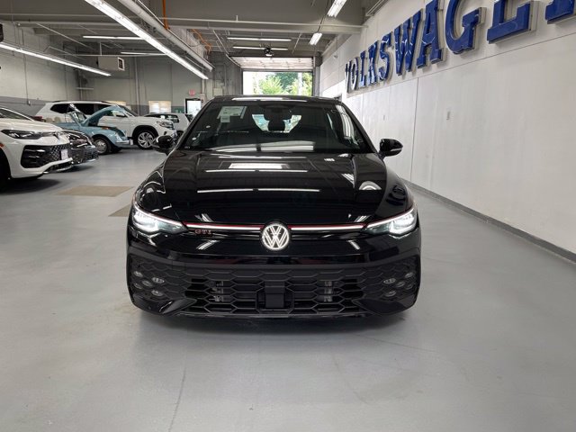 New 2026 Volkswagen GTI SE FWD image 6