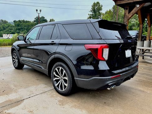 Used 2020 Ford Explorer ST AWD/4WD image 2