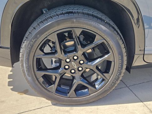 Certified 2026 Chevrolet Traverse RS w/ LPO, Floor Liner Package AWD/4WD image 27