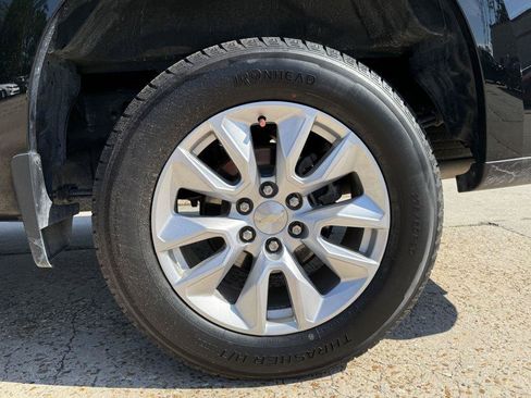 Used 2019 Chevrolet Silverado 1500 Custom w/ Custom Value Package RWD image 8
