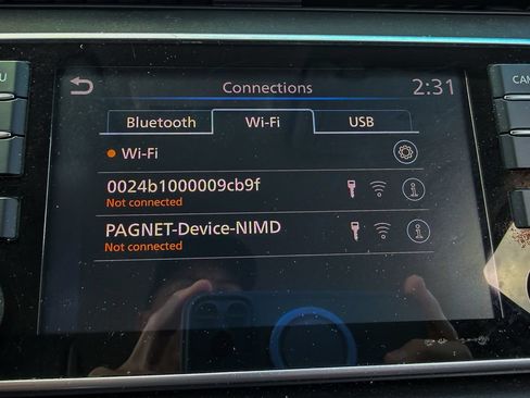 Used 2020 Nissan Kicks SR w/ SR Premium Package FWD image 15