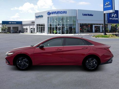 New 2026 Hyundai Elantra SEL Sport Premium image 3