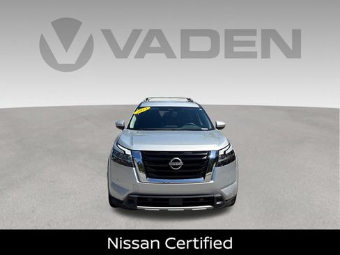 Certified 2023 Nissan Pathfinder SL AWD/4WD image 2