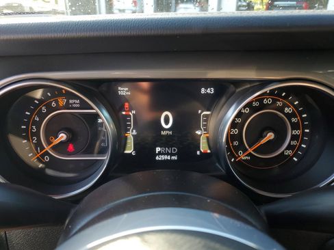 Used 2023 Jeep Gladiator Overland AWD/4WD image 30