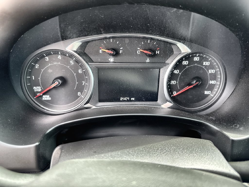 Used 2024 GMC Terrain SLE w/ Driver Convenience Package FWD image 12