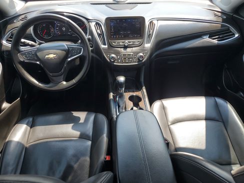 Used 2023 Chevrolet Malibu LT FWD image 16