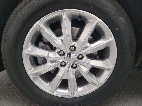 Used 2017 Jeep Cherokee Limited FWD image 31
