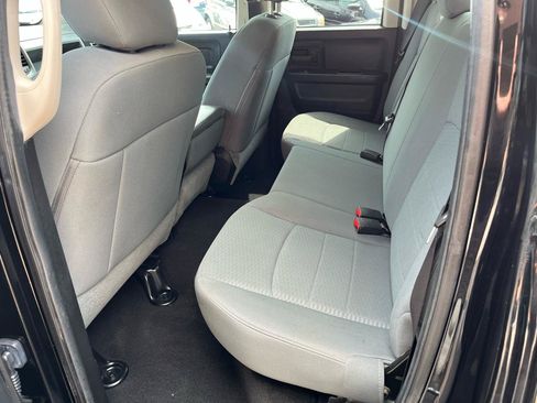 Used 2014 RAM 1500 Express AWD/4WD image 23