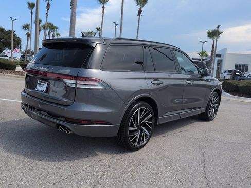 Used 2025 Lincoln Aviator Black Label w/ Black Label Special Edition AWD/4WD image 4