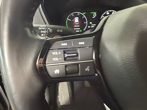 Used 2024 Honda CR-V Sport Touring image 16