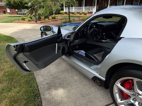 Used 2010 Dodge Viper SRT-10 w/ Protection Group image 55