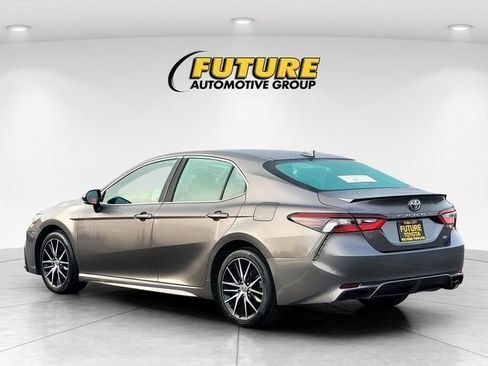 Certified 2024 Toyota Camry SE image 7