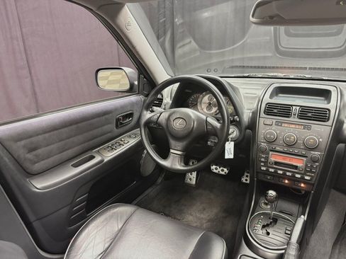 Used 2003 Lexus IS 300 RWD image 37