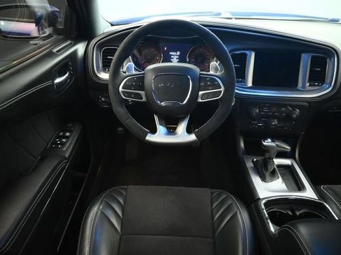 Used 2022 Dodge Charger SRT Hellcat w/ Harman/Kardon Audio Group RWD image 5
