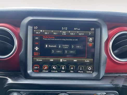 Used 2019 Jeep Wrangler Unlimited Rubicon image 18