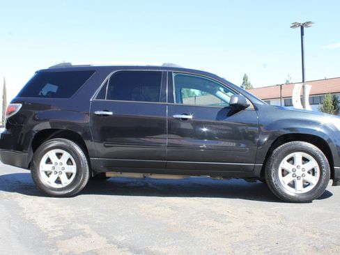 Used 2015 GMC Acadia SLE FWD image 9