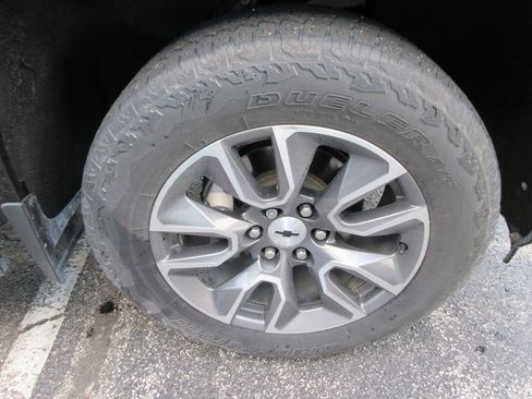Certified 2021 Chevrolet Silverado 1500 RST AWD/4WD image 9