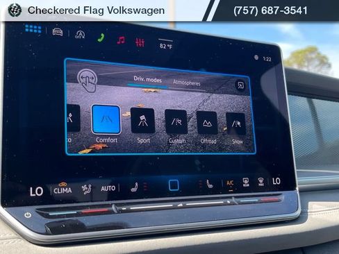 New 2026 Volkswagen Tiguan SE R-Line AWD/4WD image 42