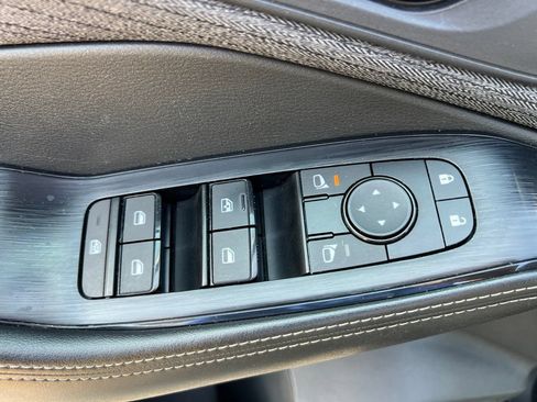 Used 2023 Nissan Rogue SV AWD/4WD image 7