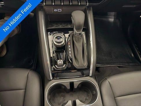 New 2026 GMC Canyon Elevation w/ Convenience Package image 12