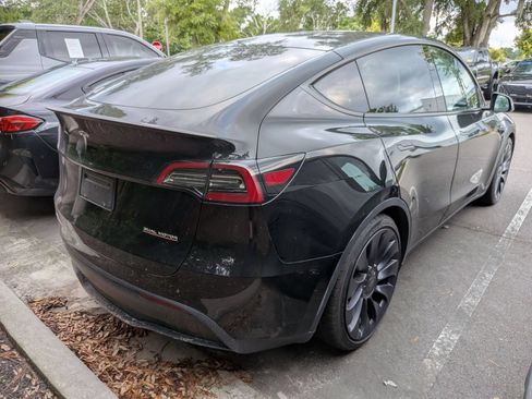 Used 2023 Tesla Model Y Performance AWD/4WD image 2