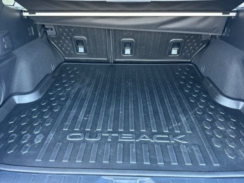 Certified 2025 Subaru Outback Limited XT image 14