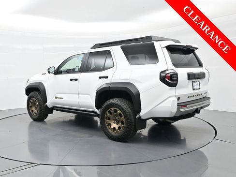 Used 2025 Toyota 4Runner 4WD image 9