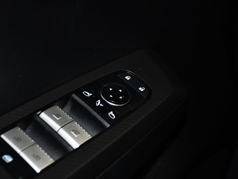 Used 2024 Mitsubishi Outlander SE AWD/4WD image 32