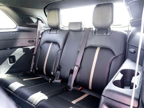 Used 2025 MAZDA CX-90 3.3 Turbo w/ Premium Plus Pkg image 26